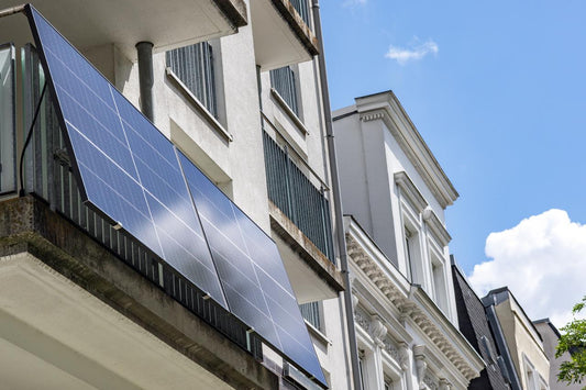 Sonnenenergie bei Abwesenheit tagsüber nutzen