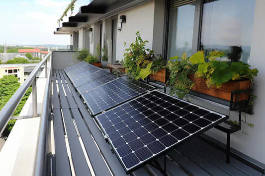 Balkon Solaranlage mit Speicher: Einkaufsführer 2025