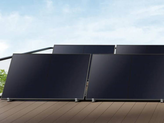 Balkonkraftwerk mit vier Solarmodulen
